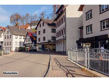 Mehrfamilienhaus Obernberg