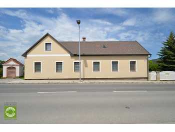 Zweifamilienhaus Großau